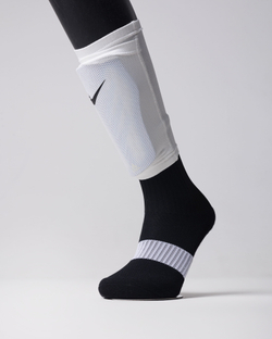 Фиксатор для щитков / Nike
