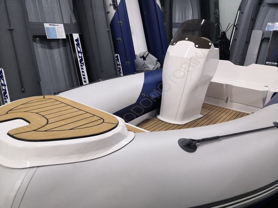 Лодка WINboat 440RL