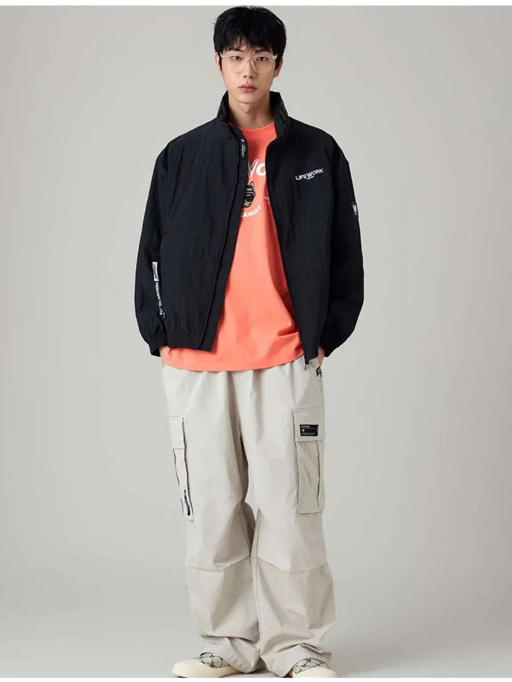 Нейлоновая ветровка с высоким воротом