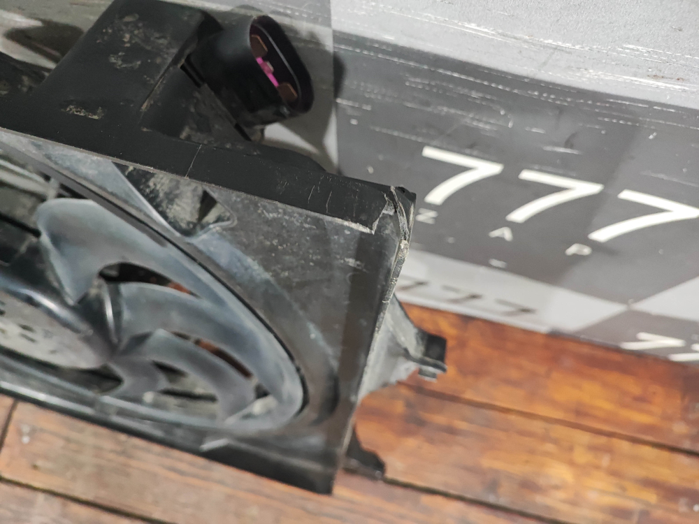 Диффузор с вентилятором Hyundai Tucson 4 20-нв Б/У Оригинал 25380N9600