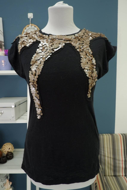 Футболка с пайетками 44 размер