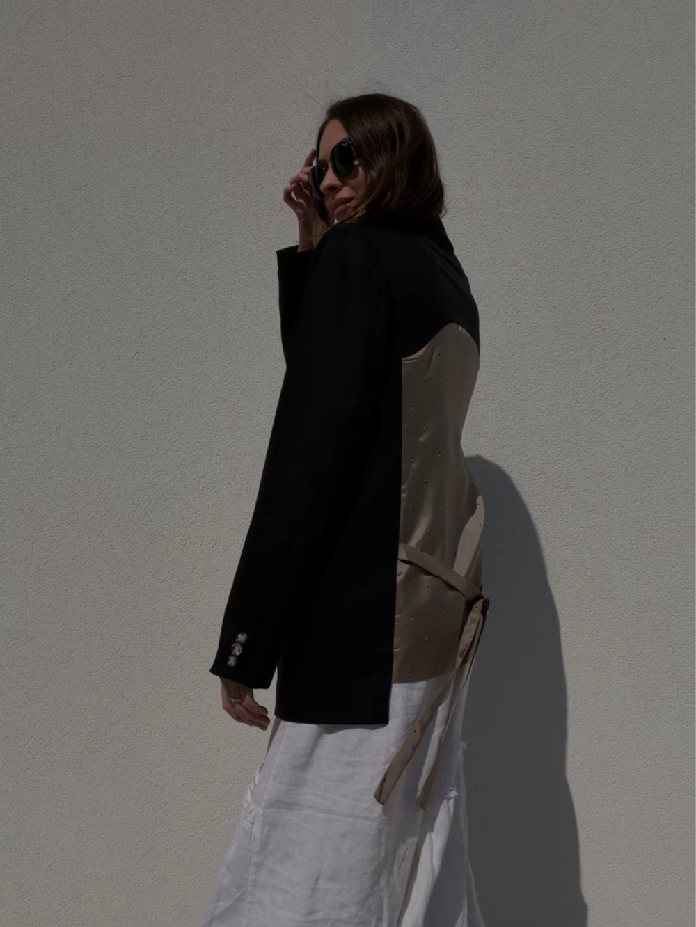 Жакет горький шоколад в полоску с контрастной спинкой