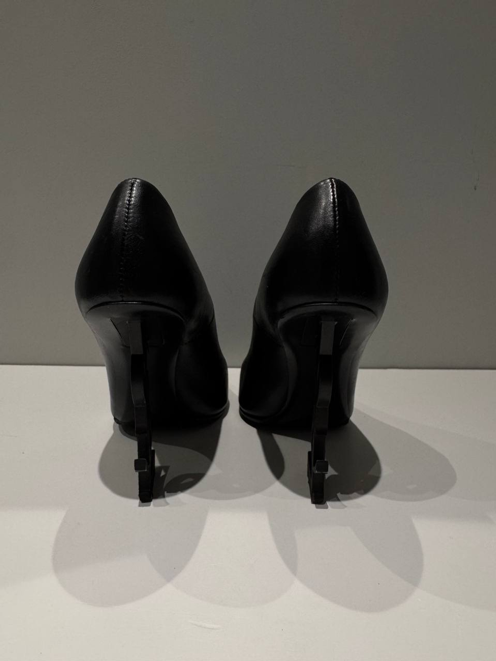 Туфли Saint Laurent Opyum