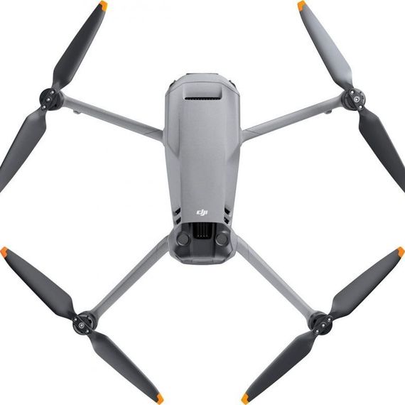 Квадрокоптер DJI Mavic 3 Cine Combo