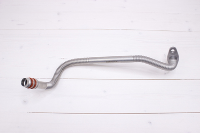 Трубка слива масла с турбокомпрессора Cummins ISBe 0161 /4992206,3287574/