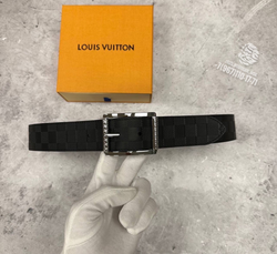 Двухсторонний ремень Louis Vuitton