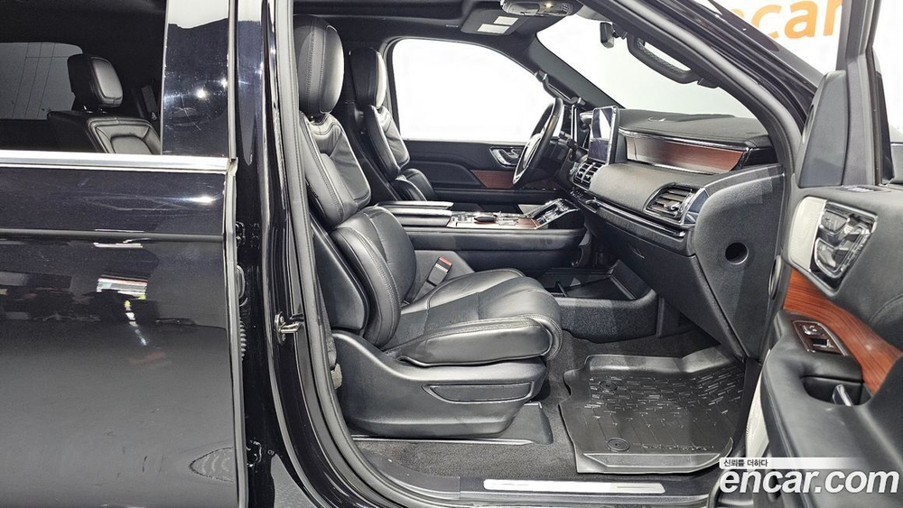 Lincoln Navigator 3.5L (12.2020)