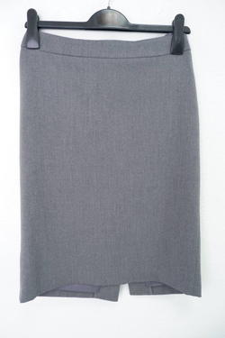 Юбка Magda классическая 42 размер, новая