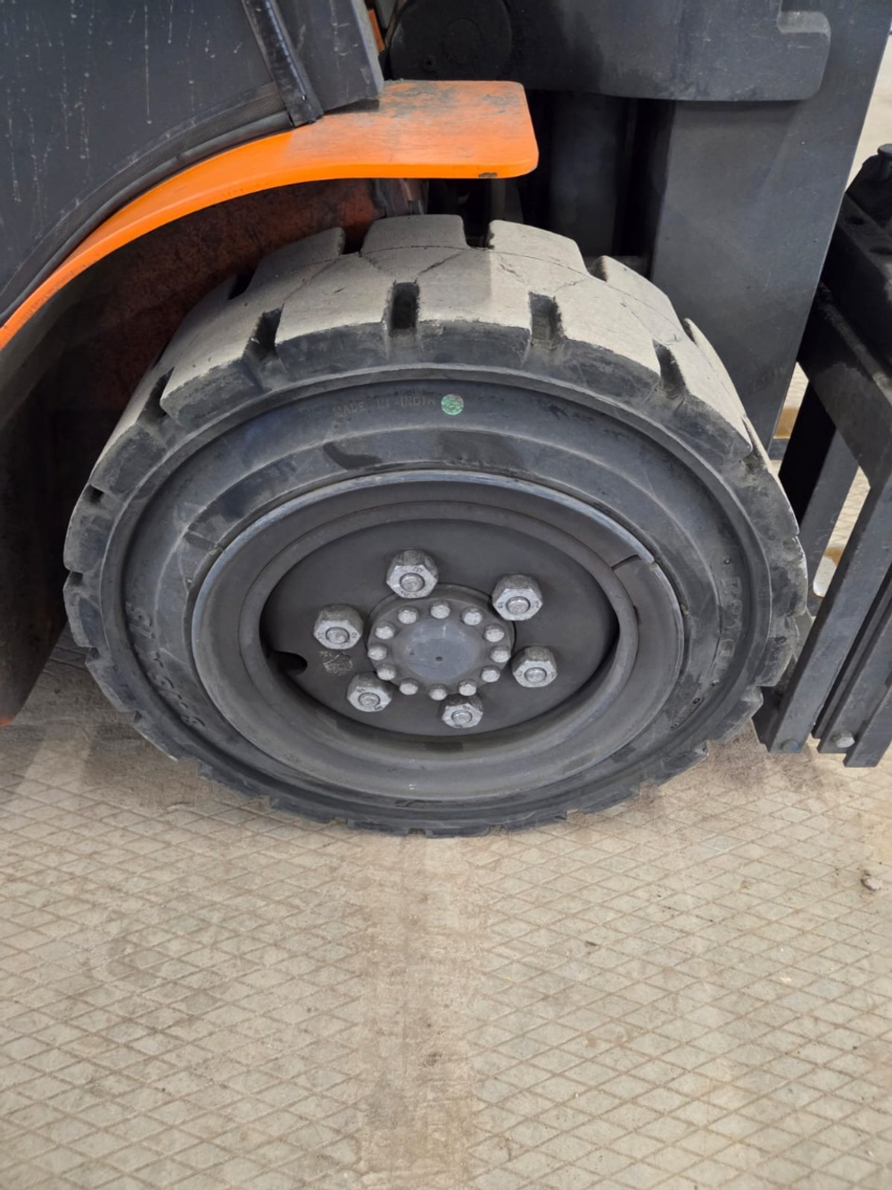 Lonking LG* Вилочный погрузчик LG35DT(Дизельный, 2,7 л, 50 л.с. АТ)