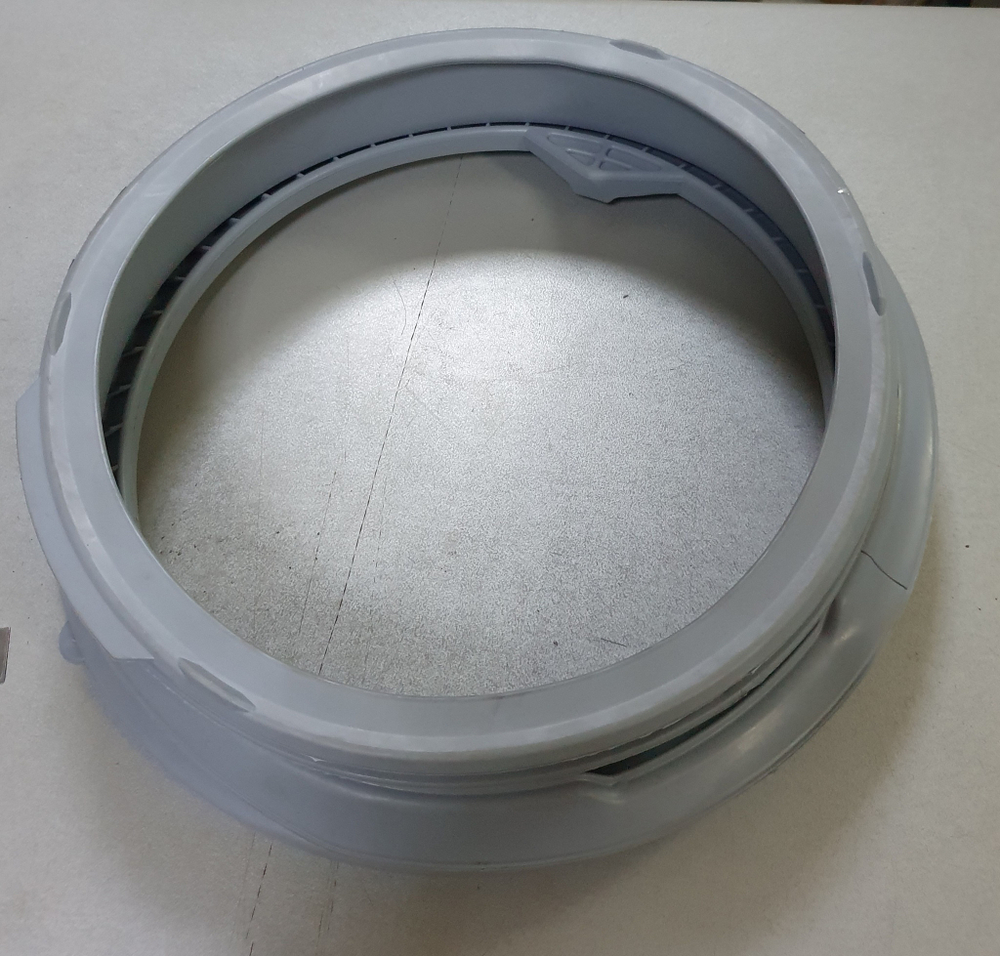 Уплотнитель дверки люка стиральной машины