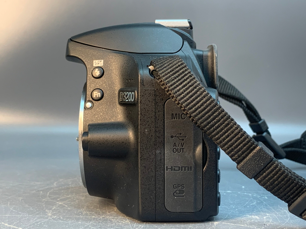 Nikon d3200 Kit 18-55 780 кадров