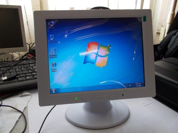 Монитор POScenter 10,4&quot;(TFT/800*600/400:1/250-400 cd/m2/ 60-75 Hz/VGA-кабель 3м/БП12V 1,5м/RUS), белый