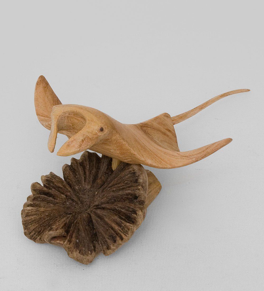 50-027 Статуэтка «Скат манта»