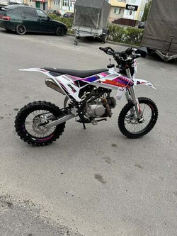 Мотоцикл JHL Z140E Pro