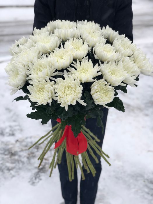 Букет из 31 одноголовой хризантемы #11930