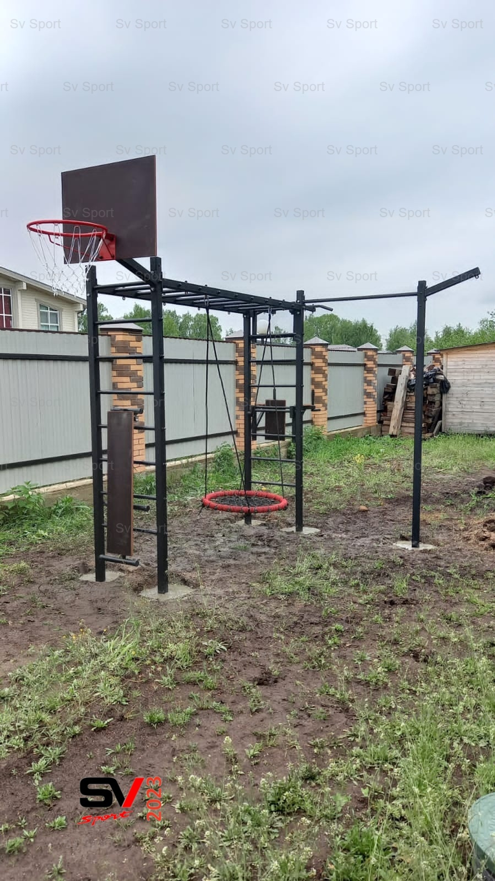 Монтаж уличной шведской стенки Sv Sport Рукоход (5 вертикальных столбов)