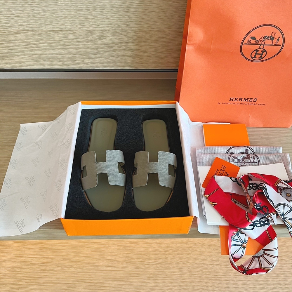 Hermes Oran Sandal