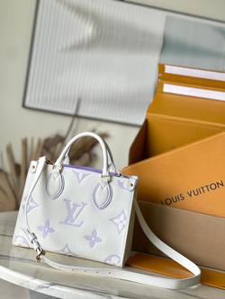 Louis Vuitton Onthego PM