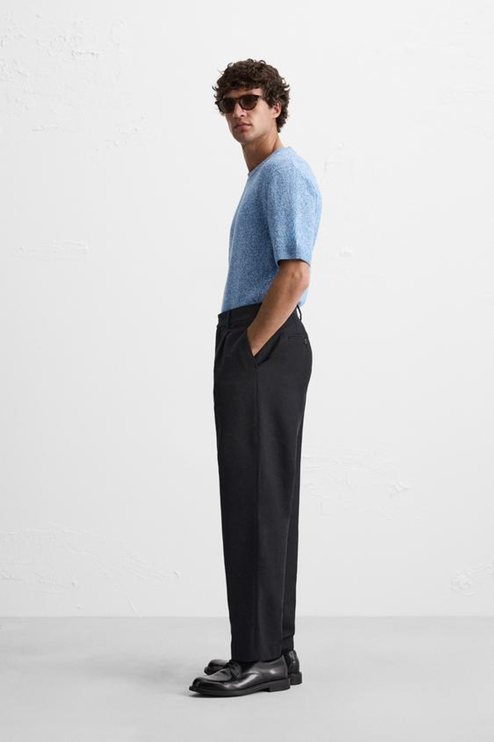 ZARA ФУТБОЛКА С РЕЛЬЕФНОЙ ТЕКСТУРОЙ, ГОЛУБОЙ