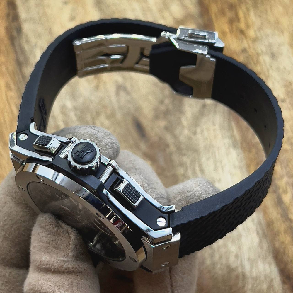 Часы Hublot