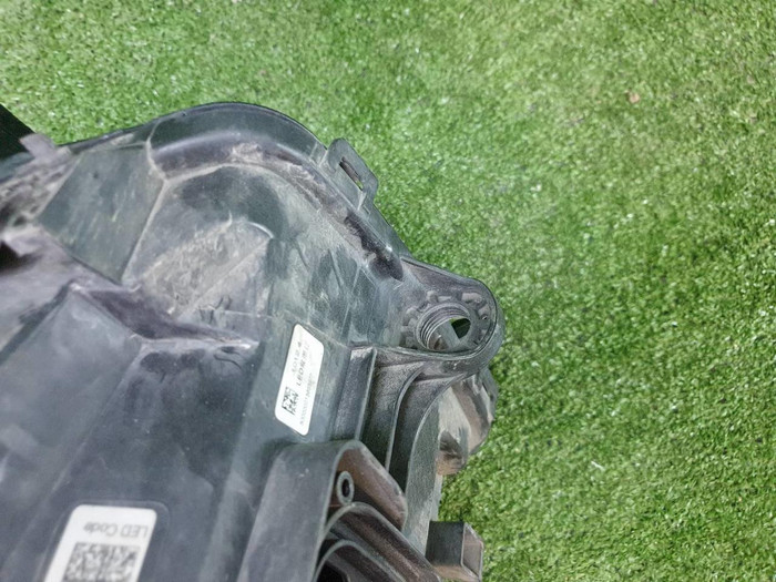 Фара левая Mercedes GLC X253 (2015-2019) LED