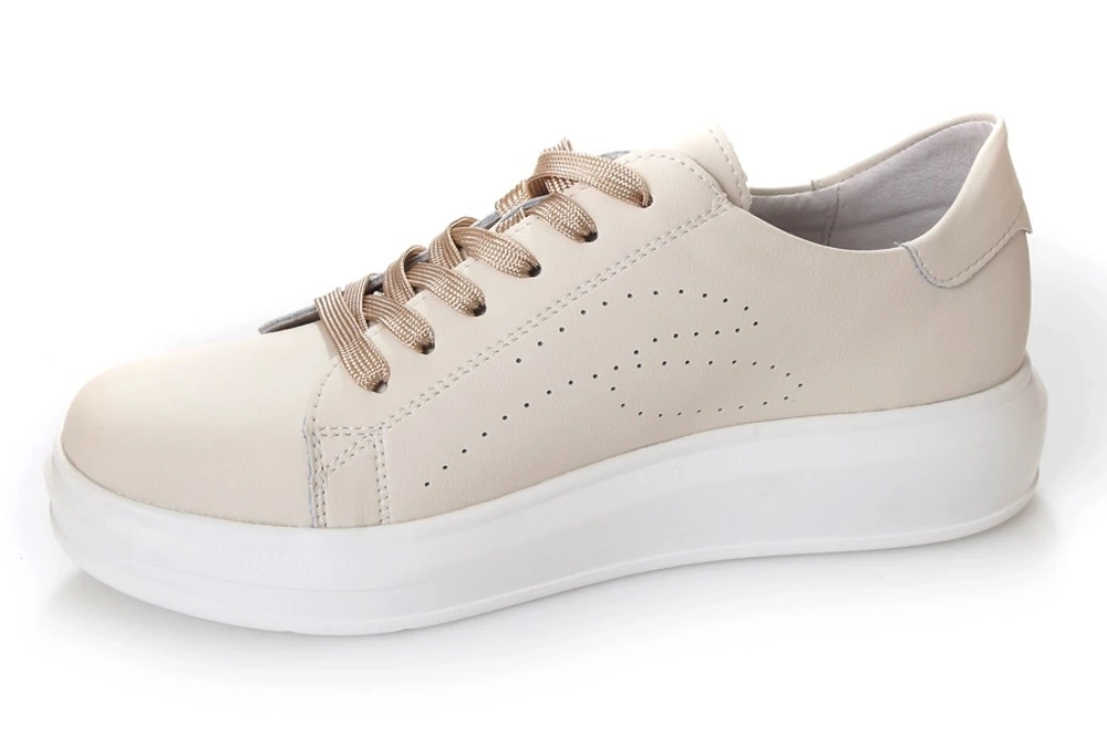 Кроссовки женские натуральная кожа