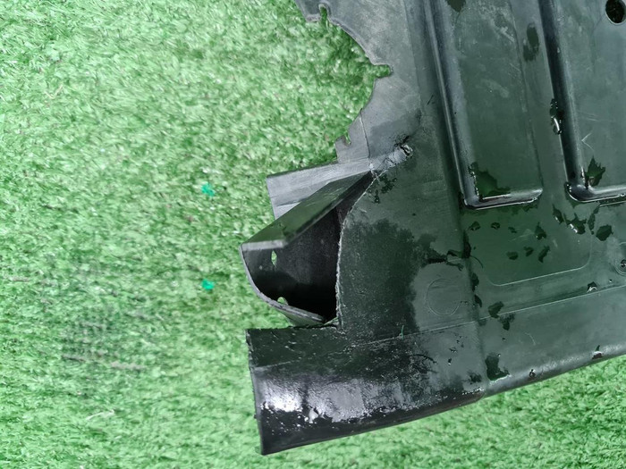 Воздуховод радиатора верхний BMW X3 G01 (17-21)