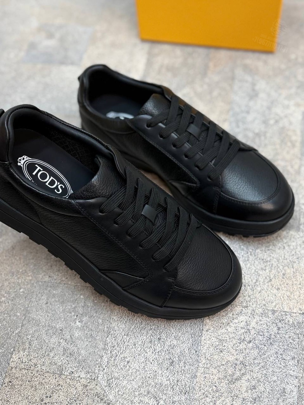 Кроссовки Bally