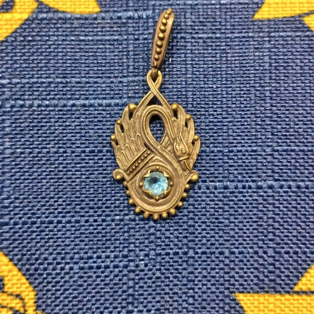 Подвеска. Лебедь