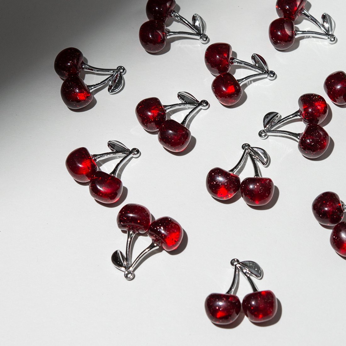 Подвеска "Вишенки", 31*29мм, акрил