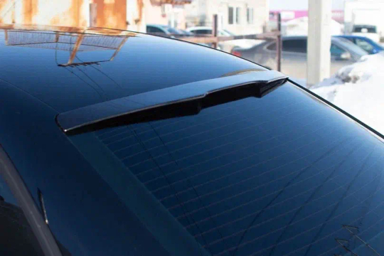 Козырек на заднее стекло