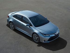 Toyota Corolla E210  2018-...