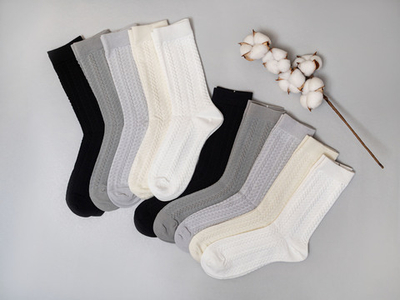 Высокие женские носки из хлопка с "фактурным" рисунком косички