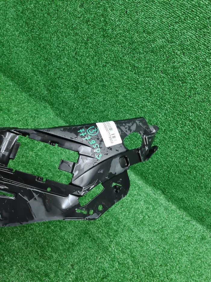 Кронштейн перед. бампера BMW X5 G05 18-23 M-paket