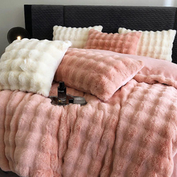 Постельное белье ЕВРО (двуспалка) Флис-Велюр Персиковый клетка