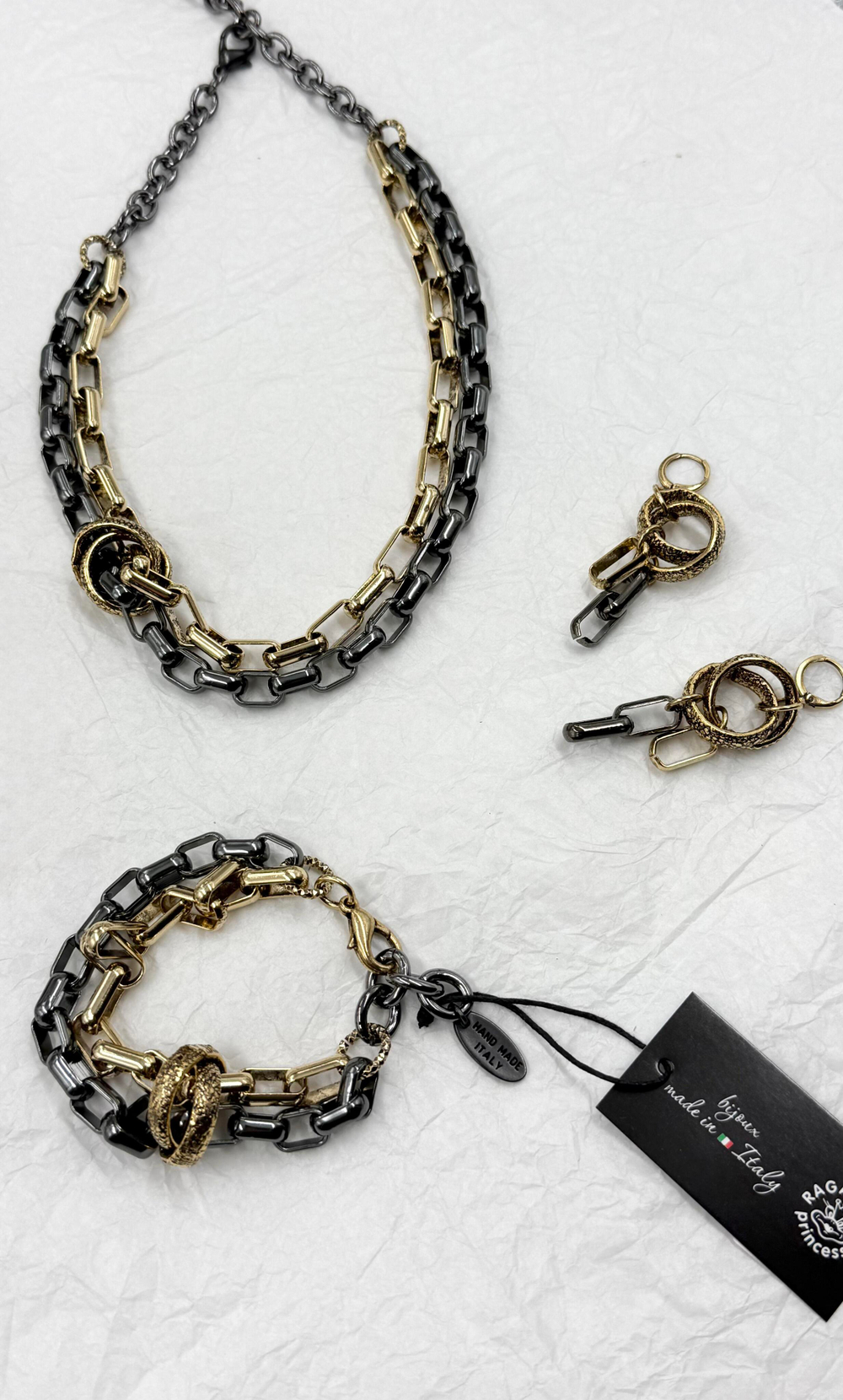 Колье двойная цепь из звеньев скрепок с шайбой, оттенок золото и графит