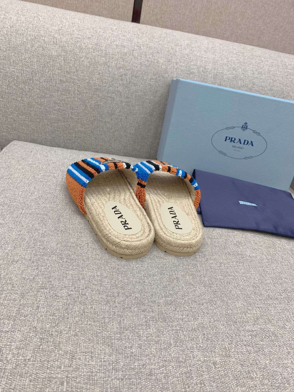 Prada Slides
