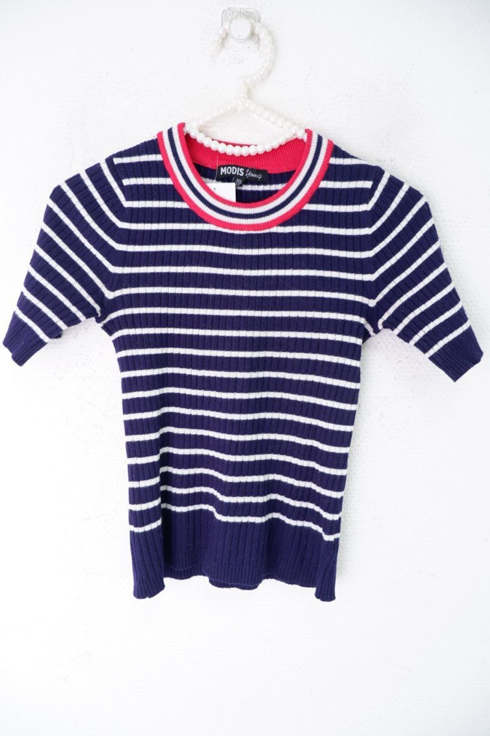 Футболка Modis стилльная 40 размер