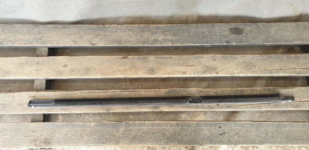 Молдинг двери задней правой Mercedes E (W213) 16-нв Б/У Оригинал A2137300224