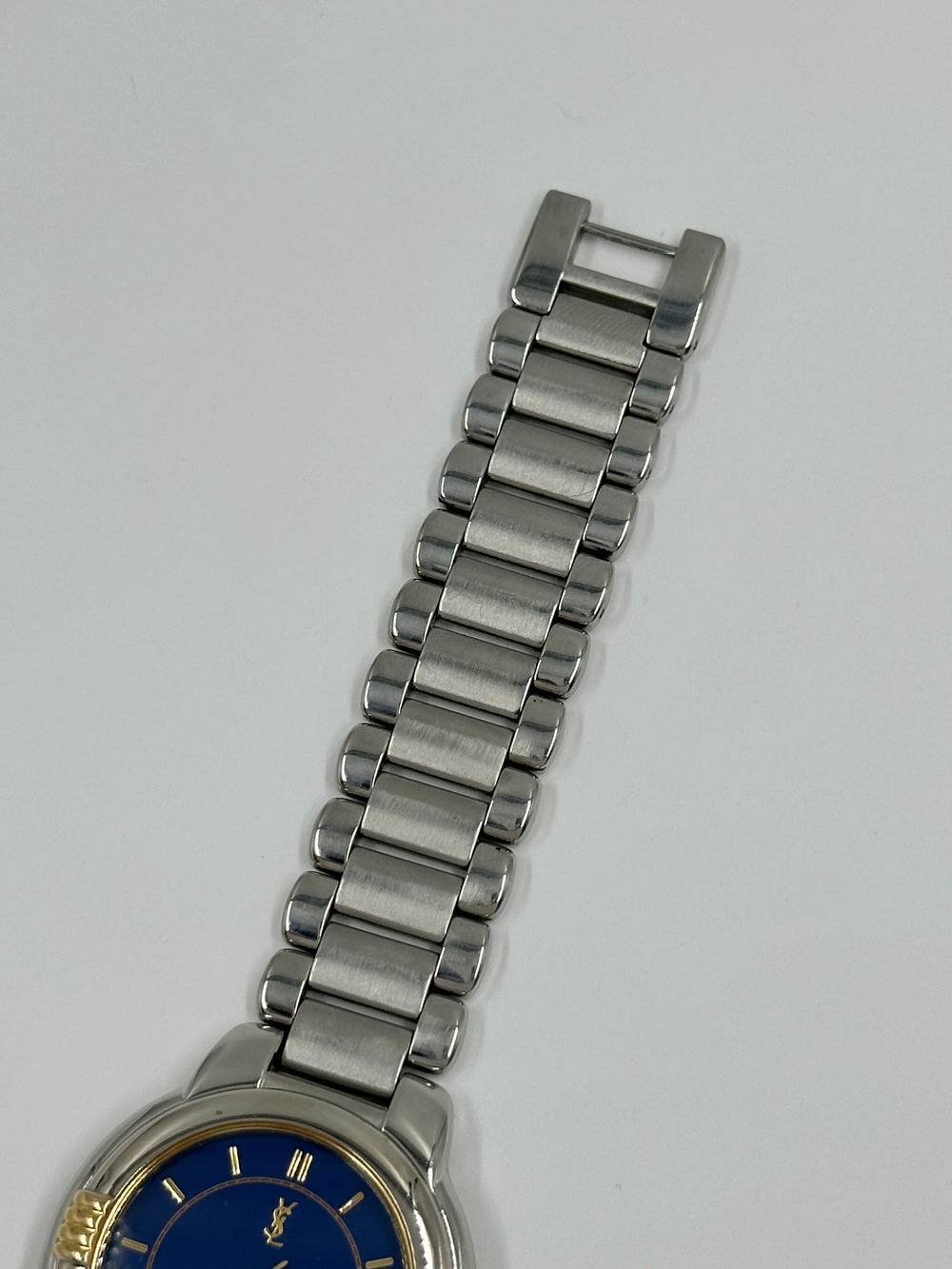 Часы Yves Saint Laurent