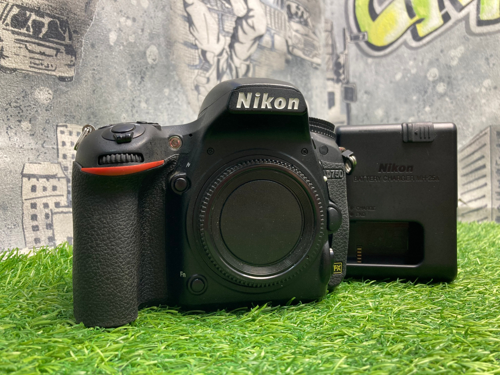 Nikon D750 30.500 кадров