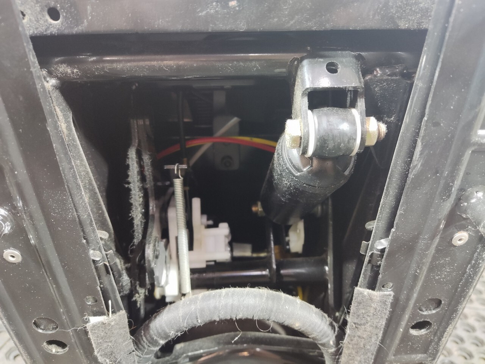 Сиденье водительское пневматическое 2023г