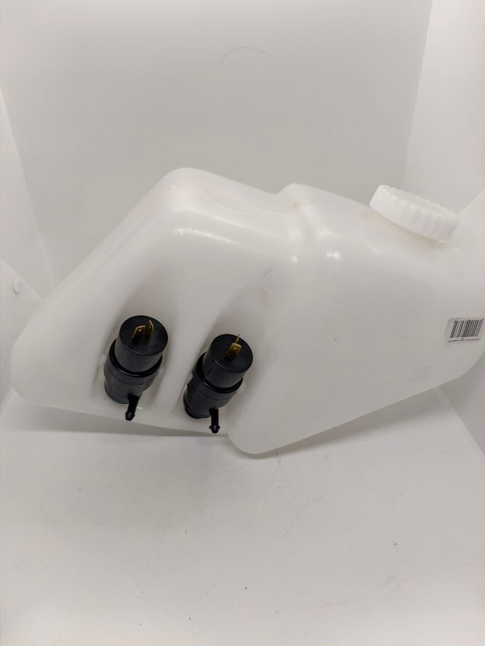 Бачок омывателя с 2-мя моторчиками Патриот +