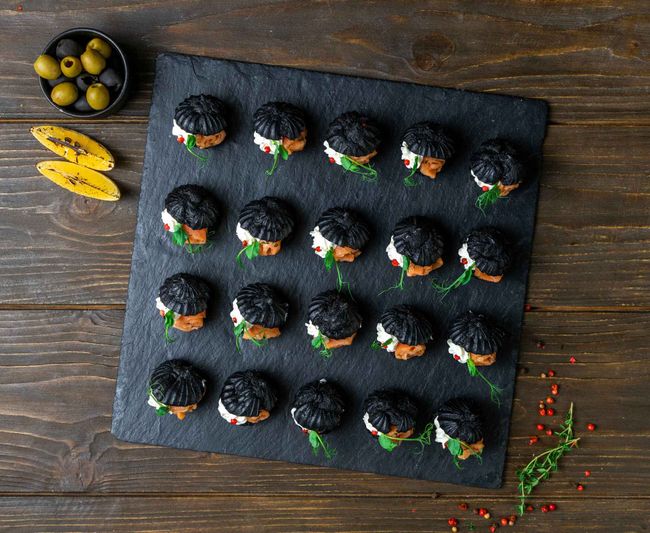 Канапе с кижучем и сливочным сыром, 20 шт.