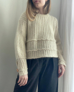 Описание по вязанию джемпера спицами "Love"