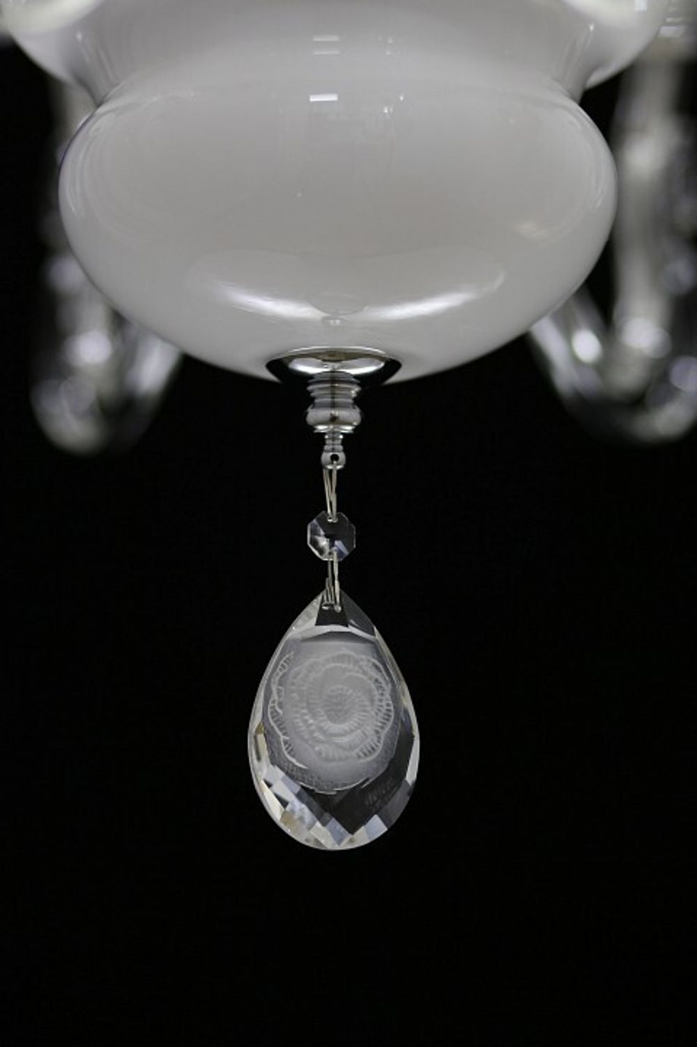 Подвесная люстра Aployt Estel APL.702.03.08