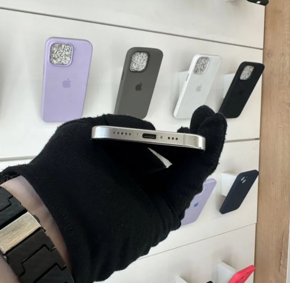 iPhone 15 Pro, 256 ГБ б/у
