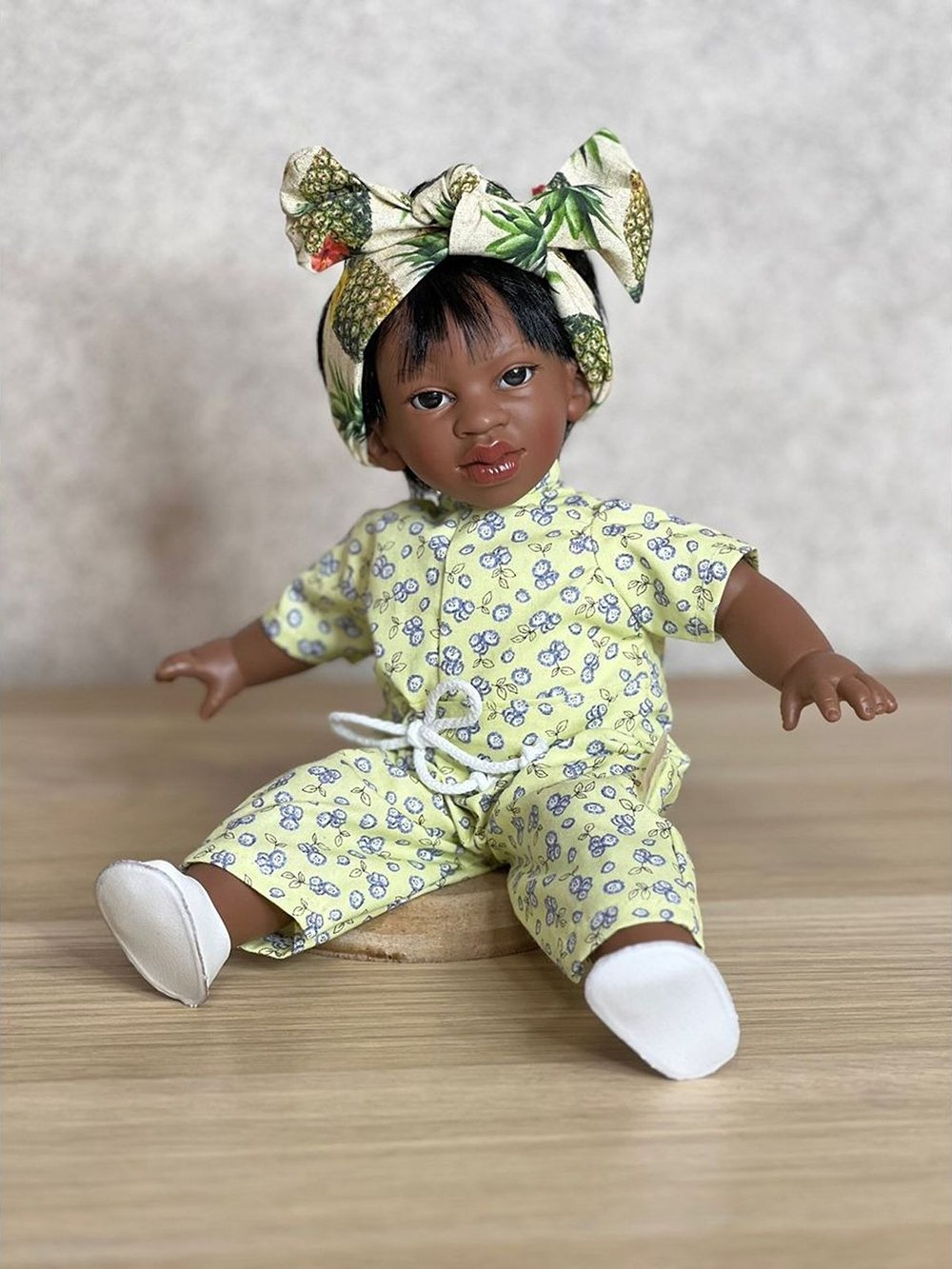 Кукла LAMAGIK мягконабивная  28см Gestito (10007)