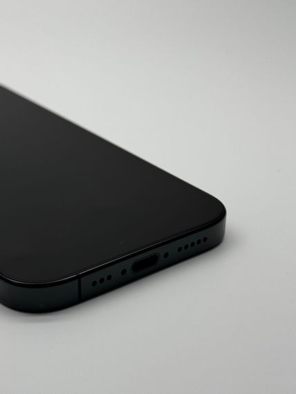 iPhone 16 Pro 256Gb Black Titanium