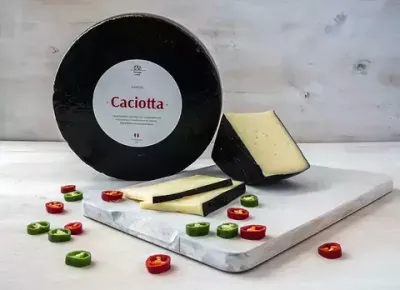 Фотография Сыр «Качотта» целая головка / 2,2 кг купить в магазине Афлора